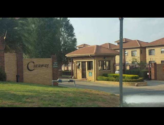 2 BEDROOM PROPERTY TO RENT IN HONEYDEW GROVE